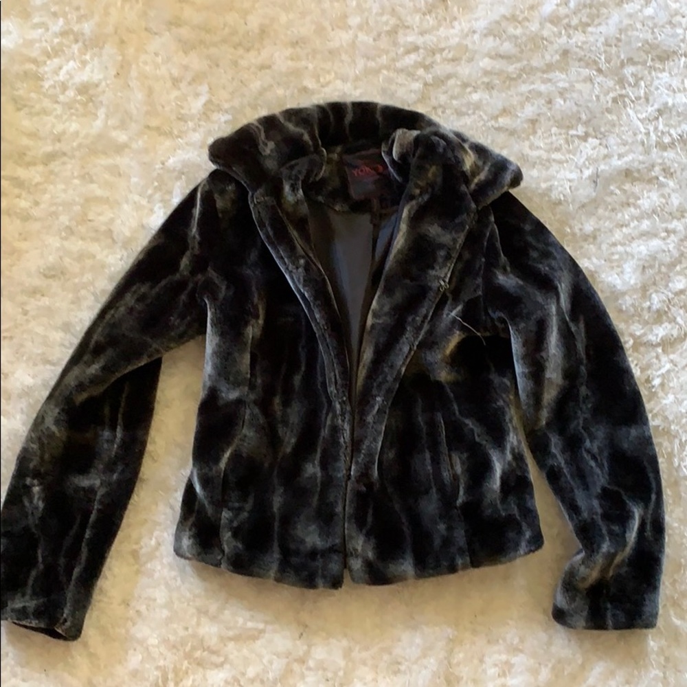 YOKI small plush dark and powder gray jacket